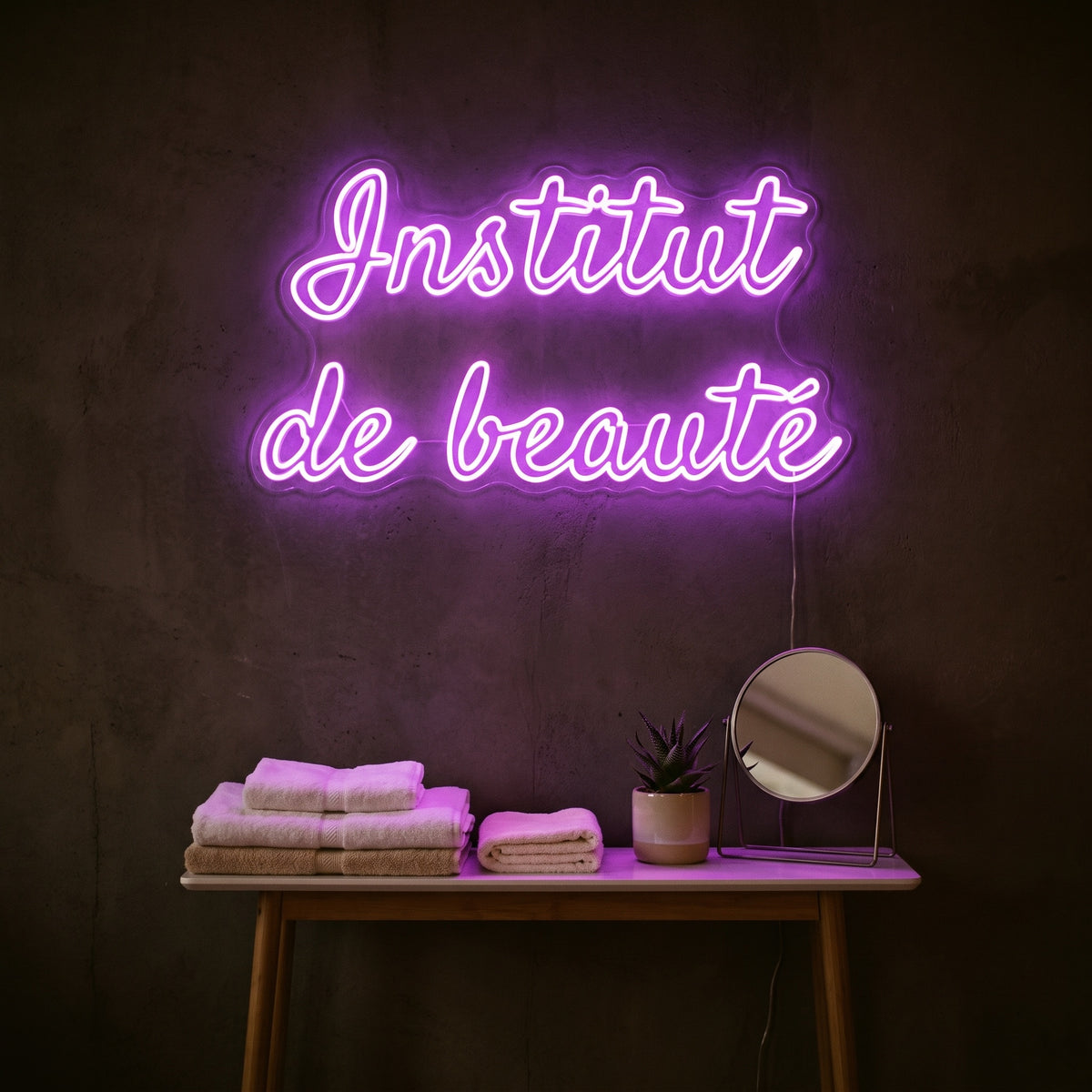 Néon LED Institut de beauté allumé en situation
