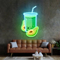 Enseigne néon LED smoothie avocat dans un salon